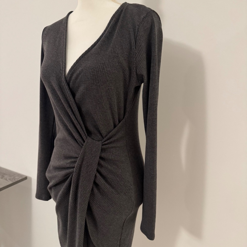VICI Charcoal Grey Ribbed Long Sleeve Knot Front V-Neck Mini Dress Medium - Picture 2 of 11